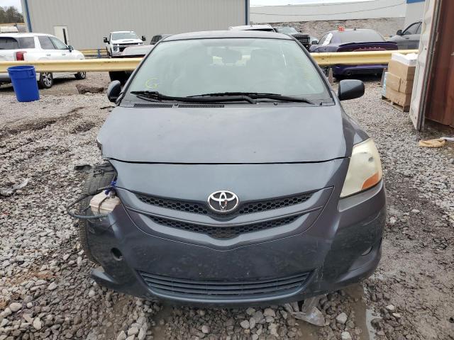 JTDBT923681243409 - 2008 TOYOTA YARIS GRAY photo 5