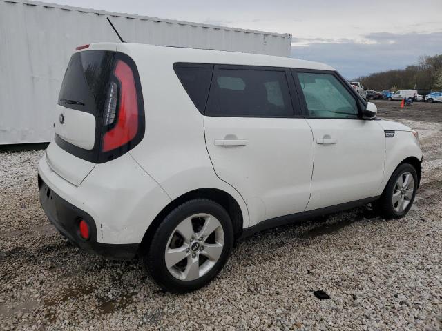 KNDJN2A23J7566809 - 2018 KIA SOUL WHITE photo 3