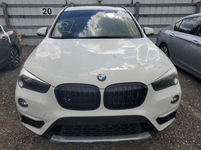 WBXHU7C32H5H37923 - 2017 BMW X1 SDRIVE28I WHITE photo 5