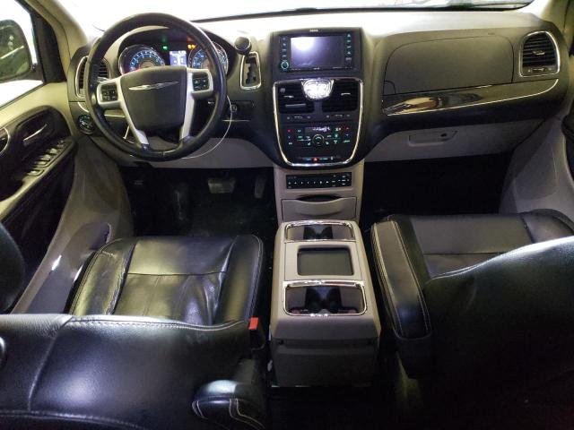 2A4RR8DG8BR666321 - 2011 CHRYSLER TOWN & COU TOURING L BLACK photo 8