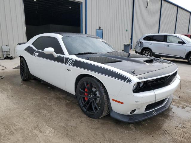 2C3CDZFJXJH220057 - 2018 DODGE CHALLENGER R/T 392 WHITE photo 4