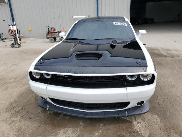 2C3CDZFJXJH220057 - 2018 DODGE CHALLENGER R/T 392 WHITE photo 5