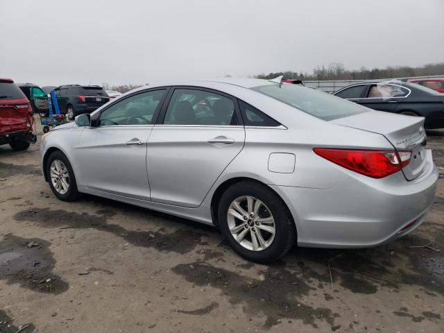 5NPEB4AC6BH244449 - 2011 HYUNDAI SONATA GLS SILVER photo 2