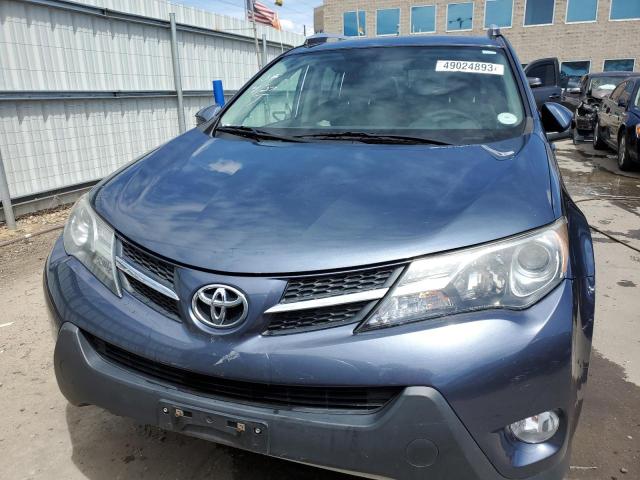 2T3RFREV9DW018657 - 2013 TOYOTA RAV4 XLE BLUE photo 5