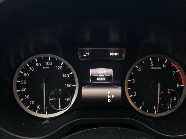 SJKCH5CR6JA049421 - 2018 INFINITI QX30 BASE Schwarz Foto 9