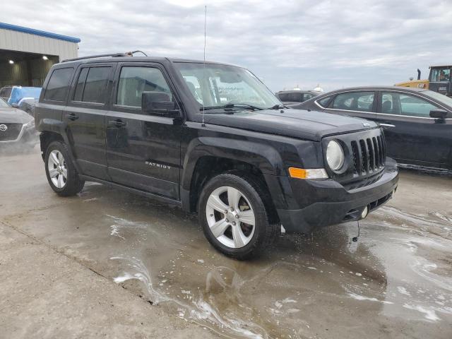 1C4NJPFB4CD539335 - 2012 JEEP PATRIOT LATITUDE BLACK photo 4