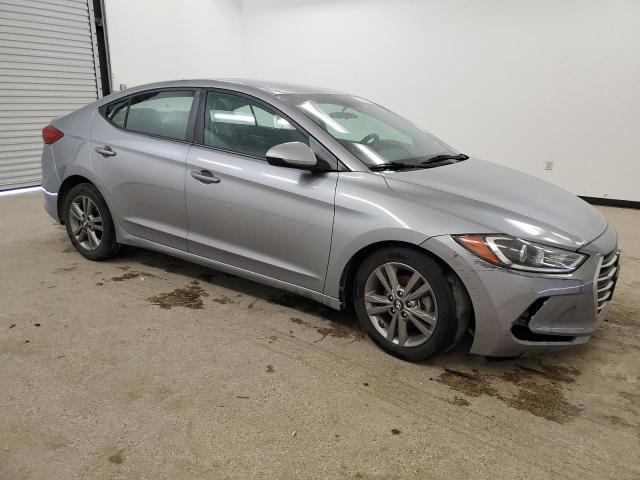 5NPD84LF0HH064877 - 2017 HYUNDAI ELANTRA SE SILVER photo 4