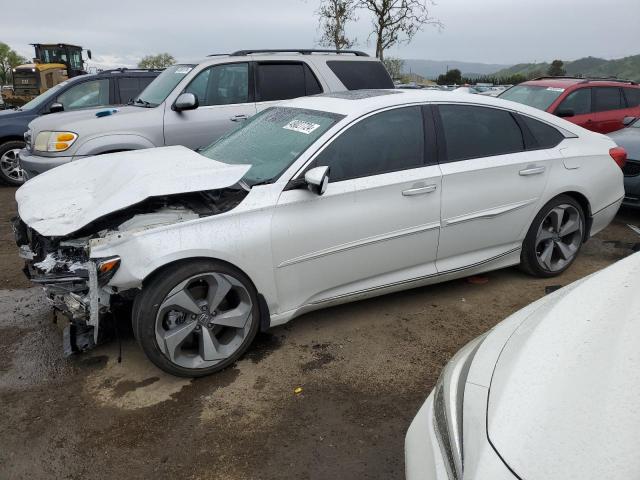 1HGCV2F98KA024951 - 2019 HONDA ACCORD TOURING WHITE photo 1