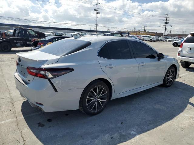 4T1T11AK8PU141235 - 2023 TOYOTA CAMRY SE NIGHT SHADE WHITE photo 3