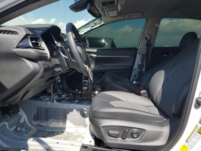 4T1T11AK8PU141235 - 2023 TOYOTA CAMRY SE NIGHT SHADE WHITE photo 7