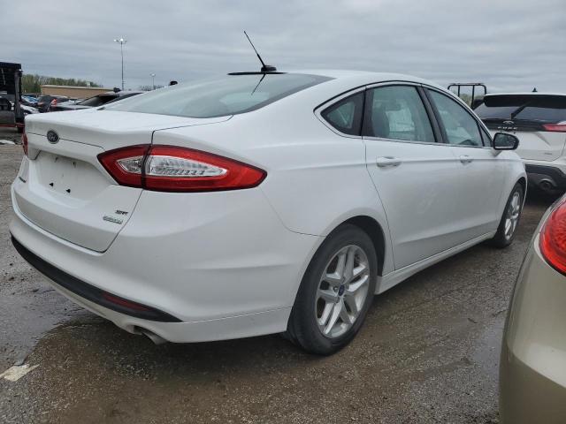 3FA6P0HR4DR348016 - 2013 FORD FUSION SE WHITE photo 3