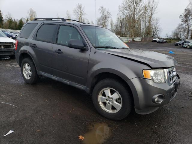 1FMCU9D71BKC31540 - 2011 FORD ESCAPE XLT BLUE photo 4