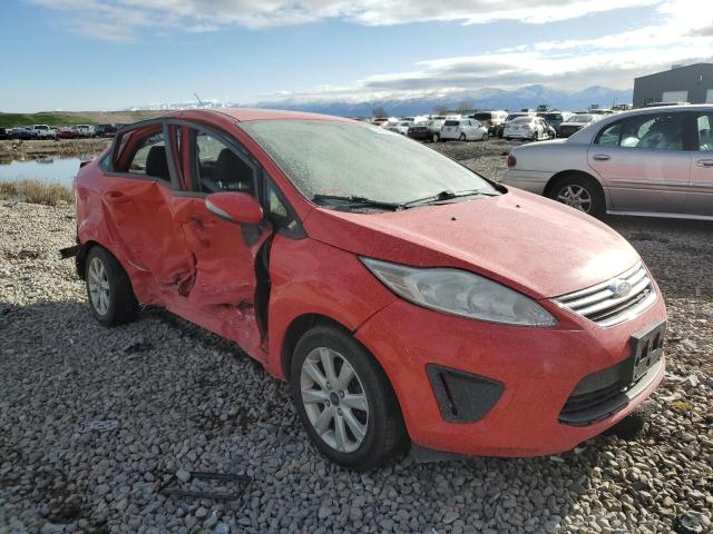 3FADP4BJ7DM220481 - 2013 FORD FIESTA SE RED photo 4