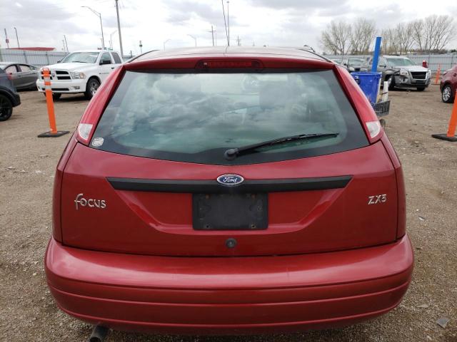 3FAFP31Z74R100502 - 2004 FORD FOCUS ZX3 RED photo 6