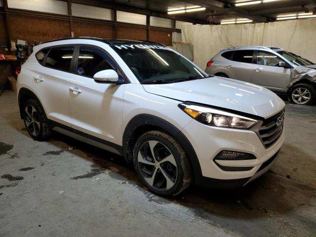 KM8J3CA23HU564836 - 2017 HYUNDAI TUCSON LIMITED WHITE photo 4