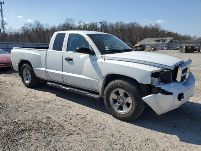 1D7HE42K86S532271 - 2006 DODGE DAKOTA SLT WHITE photo 4