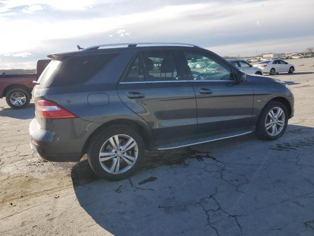 4JGDA5HBXCA032658 - 2012 MERCEDES-BENZ ML 350 4MATIC GRAY photo 3