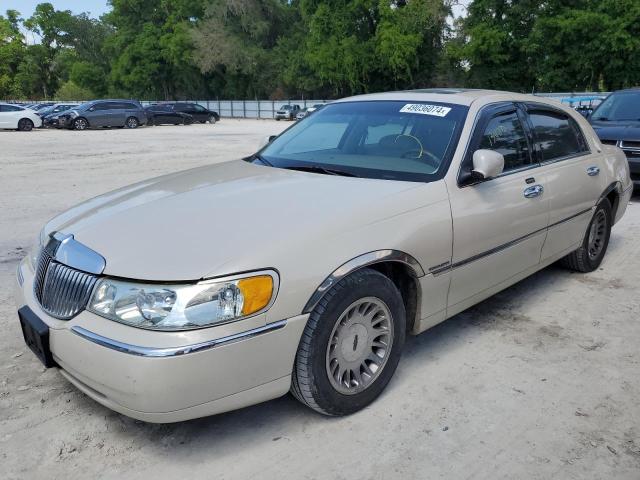 2000 LINCOLN TOWN CARTIER, 