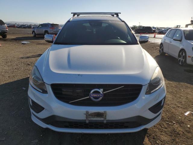 YV449MRS1G2869267 - 2016 VOLVO XC60 T6 R-DESIGN WHITE photo 5