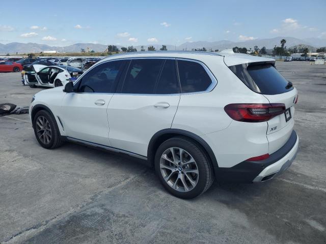 5UXCR4C05L9C87164 - 2020 BMW X5 SDRIVE 40I WHITE photo 2