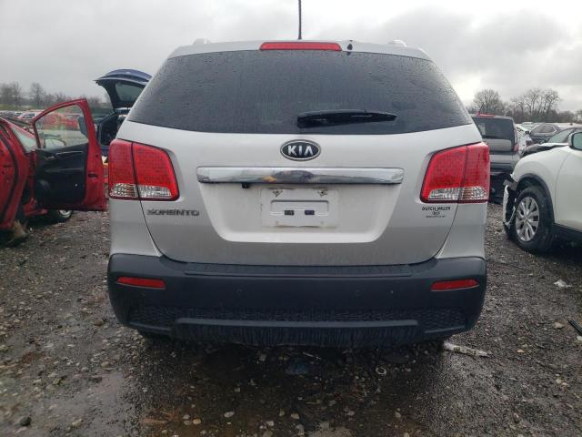 5XYKTDA11BG169102 - 2011 KIA SORENTO BASE SILVER photo 6