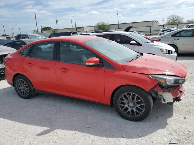 1FADP3F24GL272587 - 2016 FORD FOCUS SE RED photo 4