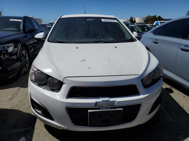 1G1JB5SH5C4167233 - 2012 CHEVROLET SONIC LS თეთრი ფოტო 5