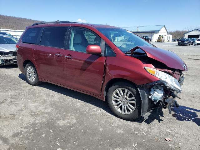 5TDYK3DC0CS182559 - 2012 TOYOTA SIENNA XLE BURGUNDY photo 4