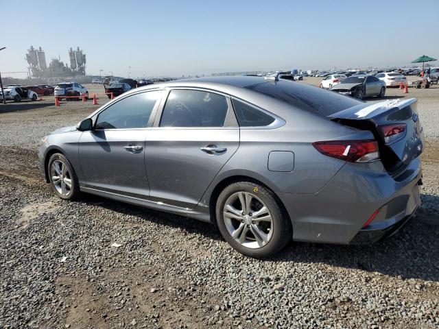 5NPE34AF3KH775163 - 2019 HYUNDAI SONATA LIMITED SILVER photo 2