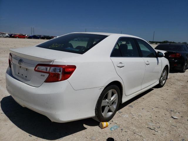 4T1BF1FK6EU405863 - 2014 TOYOTA CAMRY L WHITE photo 3