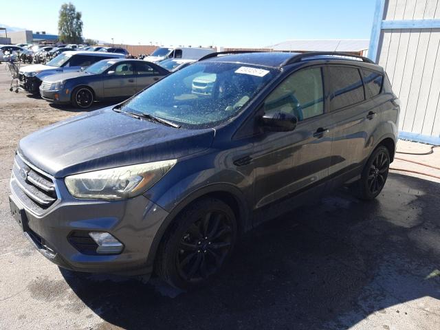 1FMCU9GDXJUA72151 - 2018 FORD ESCAPE SE GRAY photo 1