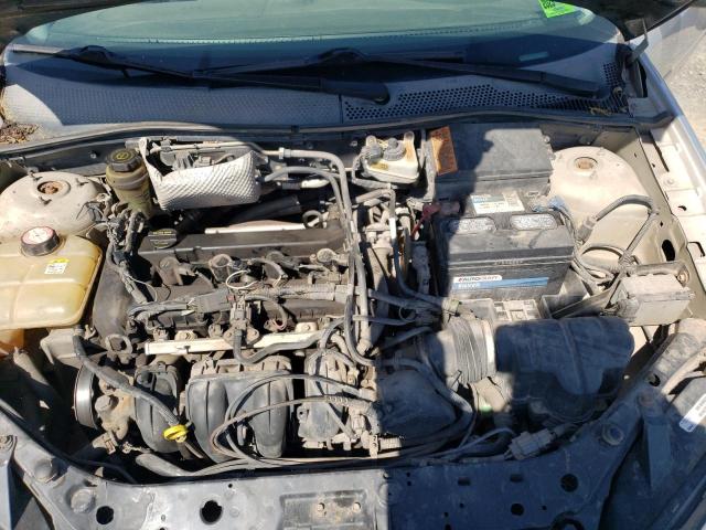 3FAFP37N05R108866 - 2005 FORD FOCUS ZX5 SILVER photo 11