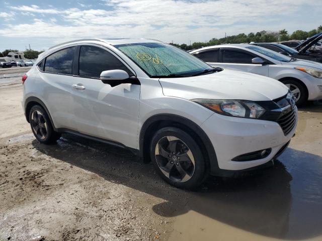 3CZRU5H71JM709927 - 2018 HONDA HR-V EXL WHITE photo 4