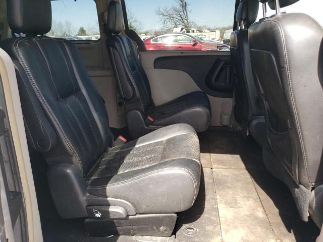 2A4RR8DG3BR702240 - 2011 CHRYSLER TOWN & COU TOURING L SILVER photo 11