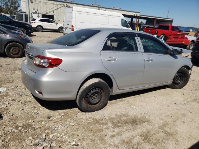 2T1BU4EE1DC951361 - 2013 TOYOTA COROLLA BASE SILVER photo 3