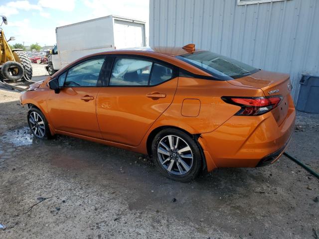 3N1CN8EVXLL827936 - 2020 NISSAN VERSA SV ORANGE photo 2