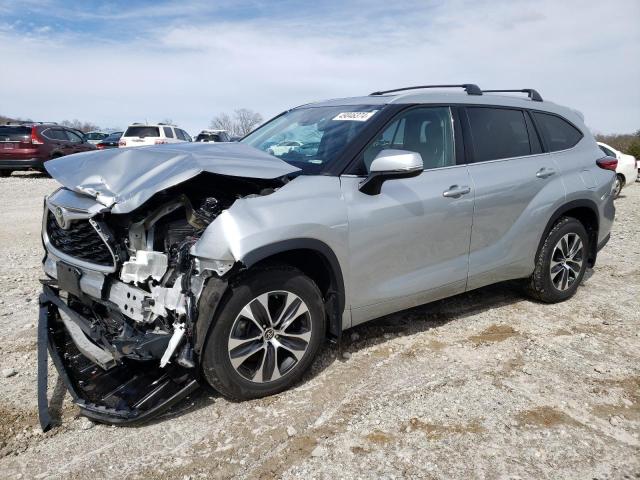 5TDGZRBH6NS206312 - 2022 TOYOTA HIGHLANDER XLE SILVER photo 1