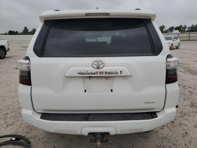 JTEBU5JR9L5781918 - 2020 TOYOTA 4RUNNER SR5/SR5 PREMIUM WHITE photo 6