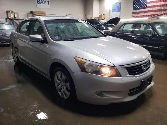 1HGCP36859A030059 - 2009 HONDA ACCORD EXL SILVER photo 4