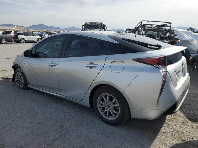 JTDKBRFU3J3065586 - 2018 TOYOTA PRIUS SILVER photo 2