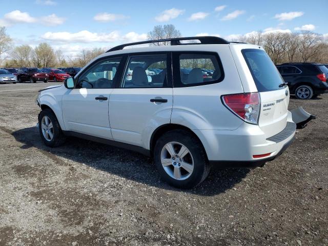 JF2SHBBC1BH729389 - 2011 SUBARU FORESTER 2.5X WHITE photo 2