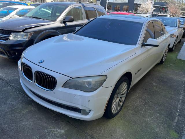 WBAKC8C5XCC434836 - 2012 BMW 750 LXI WHITE photo 2