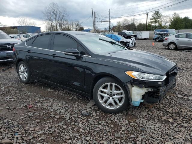 1FA6P0HD3G5132783 - 2016 FORD FUSION SE BLACK photo 4