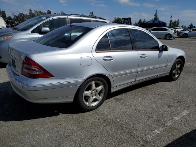 WDBRF61J72F265450 - 2002 MERCEDES-BENZ C 240 SILVER photo 3