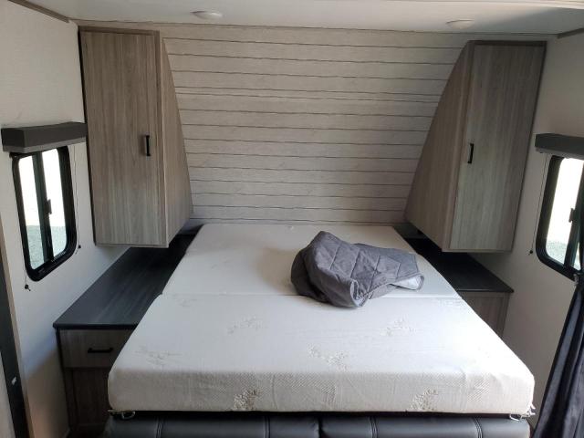 4YDTPPK26NK414487 - 2022 KEYSTONE PASSPORT TWO TONE photo 5