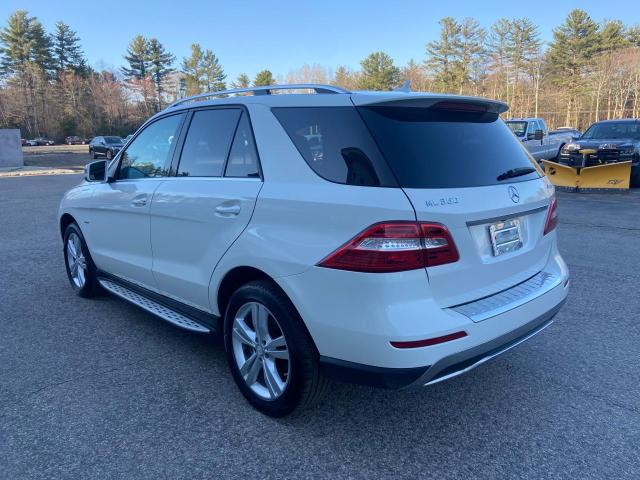 4JGDA5HB8CA030679 - 2012 MERCEDES-BENZ ML 350 4MATIC WHITE photo 3