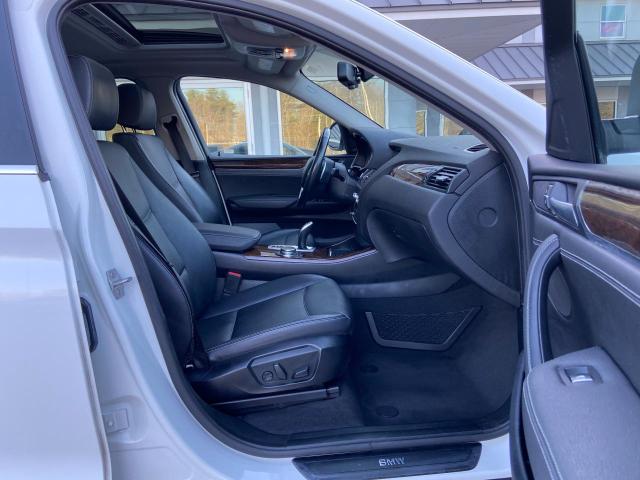 5UXXW3C51F0M88100 - 2015 BMW X4 XDRIVE28I WHITE photo 5