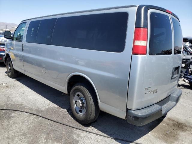 1GAZGZFG8B1157034 - 2011 CHEVROLET EXPRESS G3 LS SILVER photo 2