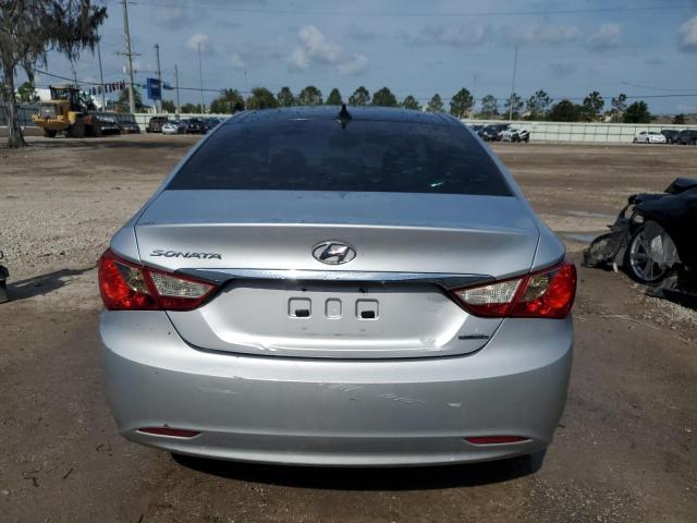 5NPEC4AC5CH339048 - 2012 HYUNDAI SONATA SE SILVER photo 6