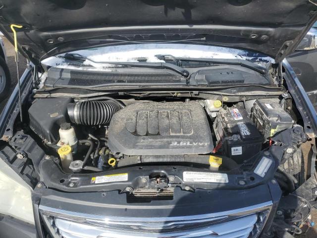 2A4RR8DG4BR760941 - 2011 CHRYSLER TOWN & COU TOURING L BLACK photo 12